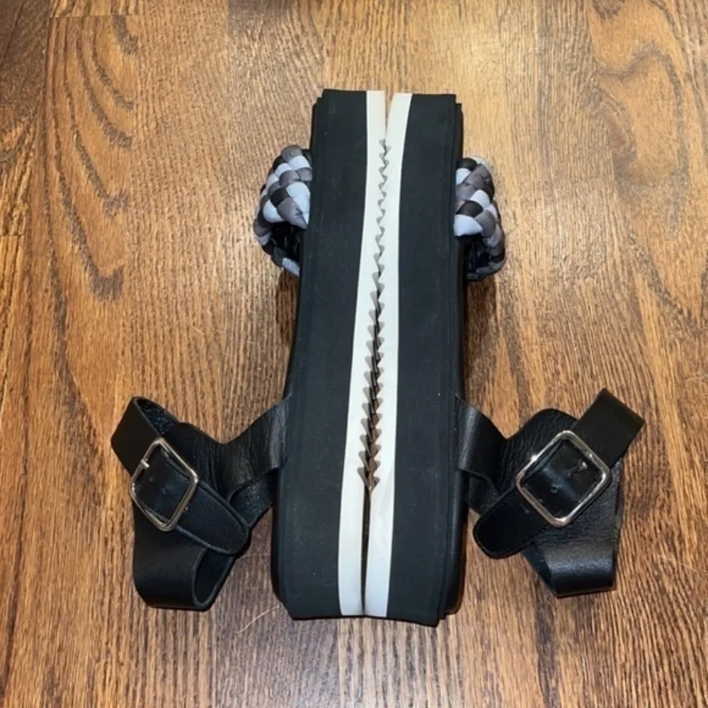 AGL Mirea Black Braided Platform Ankle Strap‎ Sandals